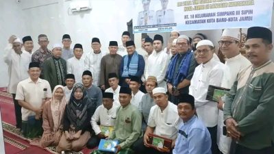 Lurah Simpang Tiga Sipin Bersama Camat Kota Baru Jambi Dampingi Walikota Jambi Melaksanakan Safari Ramadhan 1446 H